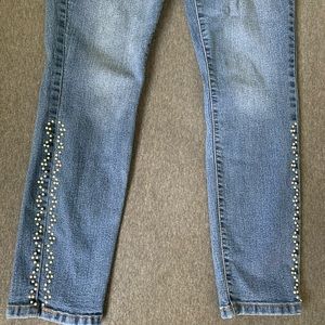 D.Jean Size 8P
